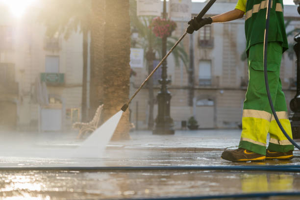 Best Animal Enclosure Cleaning  in Ontario, OH